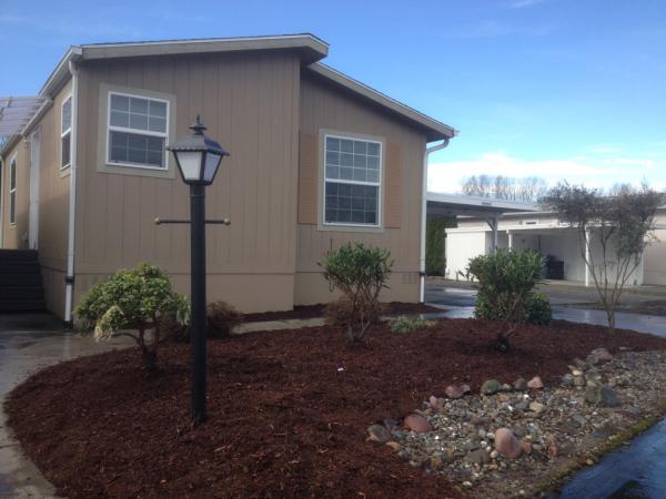 Golden Rose MHP10806 62nd Street Court EPuyallup, WA 98372