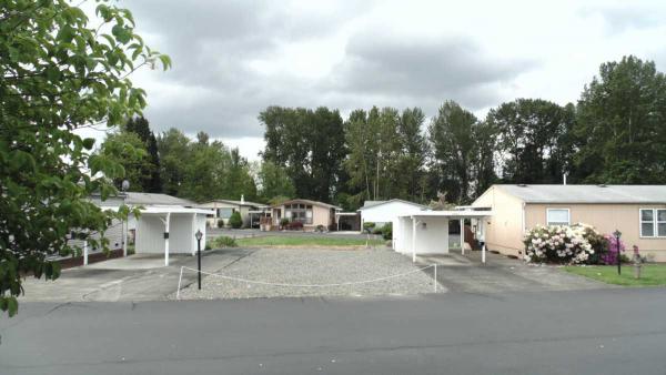 Golden Rose MHP10709 63rd St EPuyallup, WA 98372