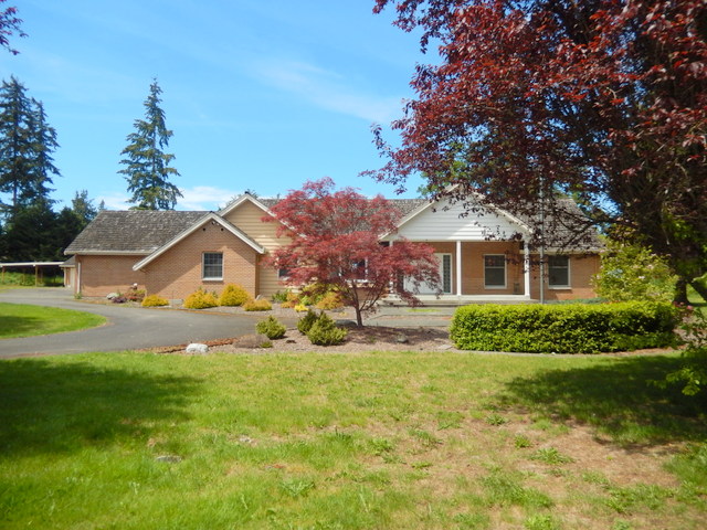 1915 184th St ESpanaway, WA, 98387Pierce County