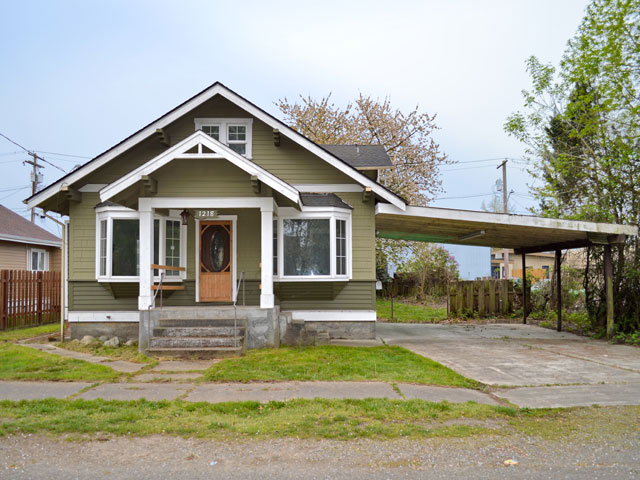 1218 North StSumner, WA, 98390Pierce County