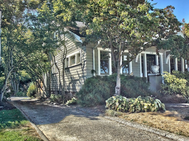 2122 N Alder StTacoma, WA, 98406Pierce County