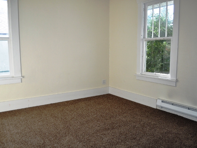 1208 S 48th StTacoma, WA, 98408Pierce County