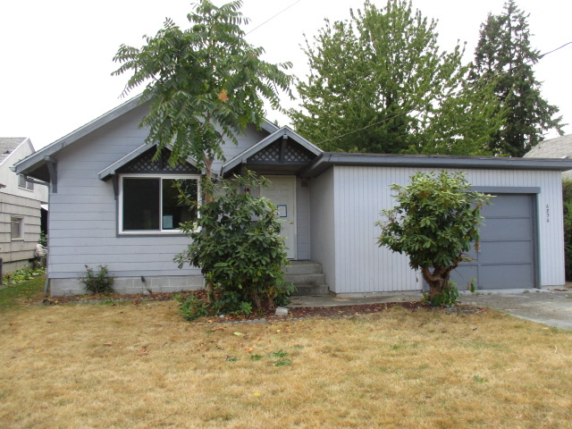 6836 Yakima AveTacoma, WA, 98408Pierce County