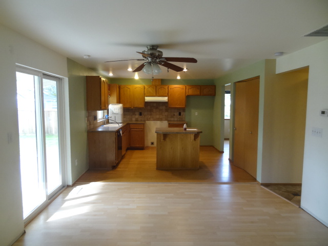 912 128th Street Ct ETacoma, WA, 98445Pierce County