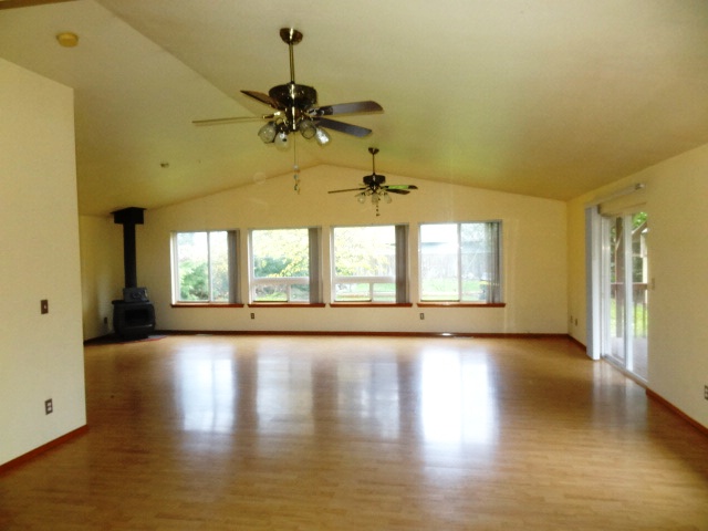 8727 John Dower Road SWLakewood, WA, 98499Pierce County
