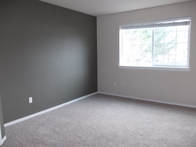 1407 Evergreen Park Dr SW Unit 202Olympia, WA, 98502Thurston County