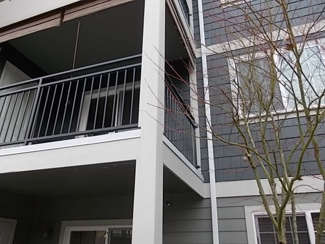 1407 Evergreen Park Dr SW Unit 202Olympia, WA, 98502Thurston County