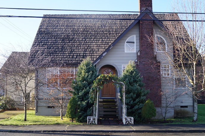 611 N Scammel StAberdeen, WA, 98520Grays Harbor County