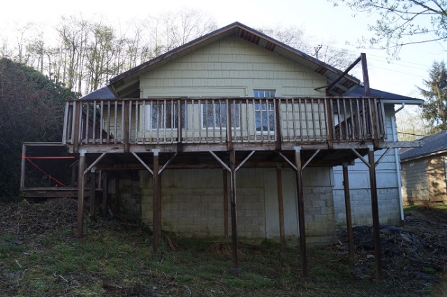 2314 Wishkah RdAberdeen, WA, 98520Grays Harbor County