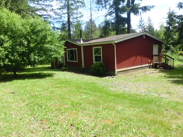 494 Dluhosh RdOnalaska, WA, 98570Lewis County