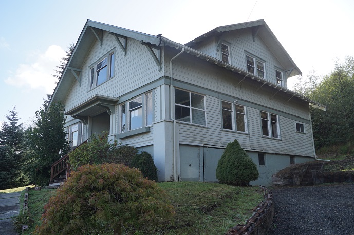 570 BarnhartRaymond, WA, 98577Pacific County