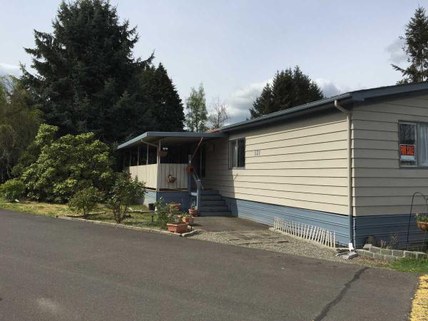 Country Manor MHC, LLC 15619 NE Caples Rd #121Brush Prairie, WA 98606