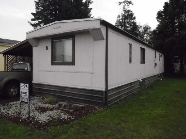 Edgewater Estates 214 Chapman Road, #3Castle Rock, WA 98611