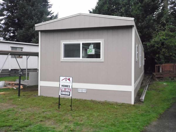 Edgewater Estates 214 Chapman Road, Sp. #2Castle Rock, WA 98611