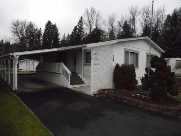 Edgewater Estates 214 Chapman Road, Sp. #24Castle Rock, WA 98611
