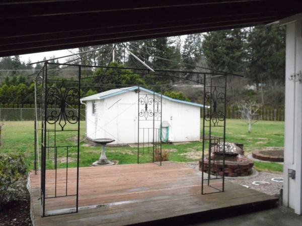 Edgewater Estates 214 Chapman Road, Sp. #24Castle Rock, WA 98611