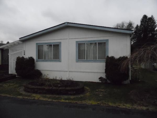 Edgewater Estates 214 Chapman Road, Sp. #24Castle Rock, WA 98611