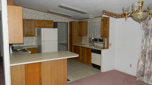 Edgewater Estates 214 Chapman Road, Sp. #24Castle Rock, WA 98611