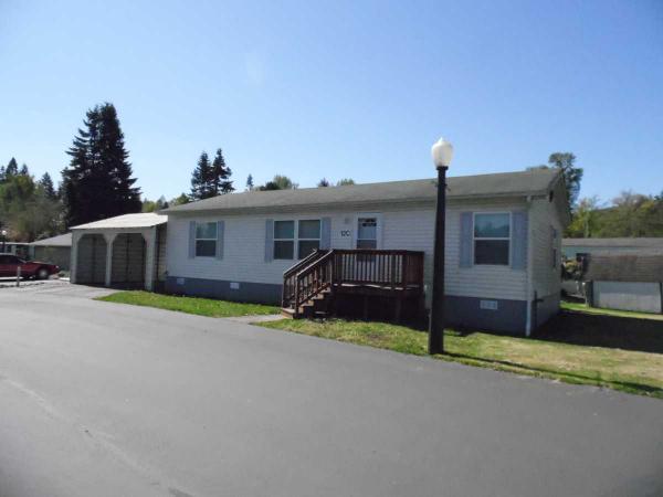 Edgewater Estates 214 Chapman Road, Sp. #12CCastle Rock, WA 98611