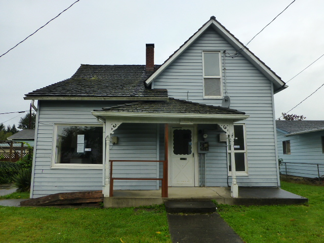 529 2nd Avenue SWCastle Rock, WA, 98611Cowlitz County