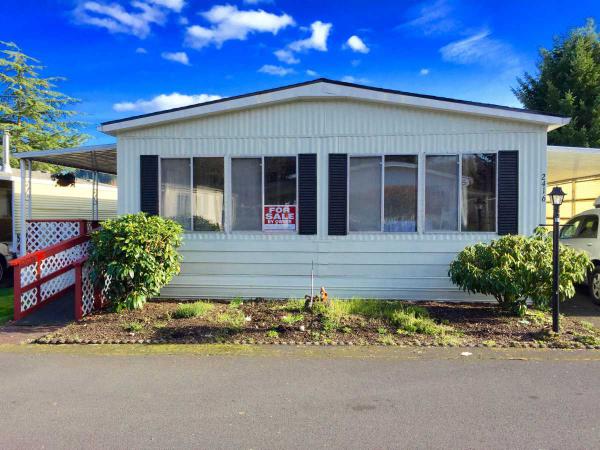 BrookHollow Mobile Home Park2416 Nightingale LaneKelso, WA 98626
