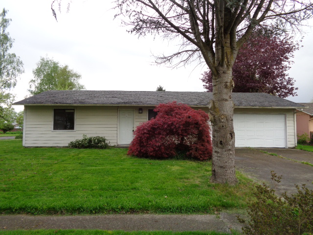 2401 Sires LnLongview, WA, 98632Cowlitz County