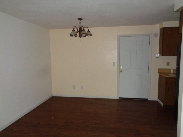 2401 Sires LnLongview, WA, 98632Cowlitz County