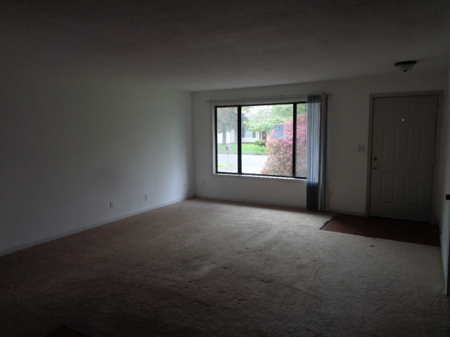 2401 Sires LnLongview, WA, 98632Cowlitz County