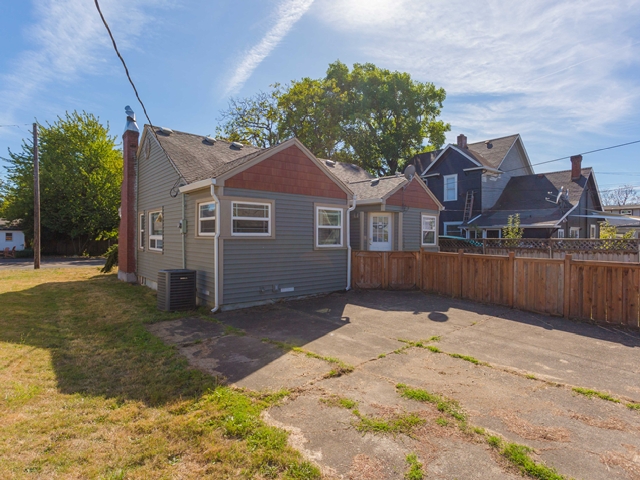 608 W Fourth PlainVancouver, WA, 98660Clark County