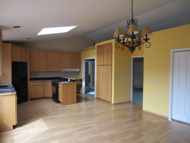 153 Manhattan SqEast Wenatchee, WA, 98802Douglas County