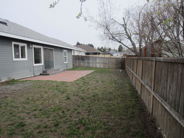 153 Manhattan SqEast Wenatchee, WA, 98802Douglas County
