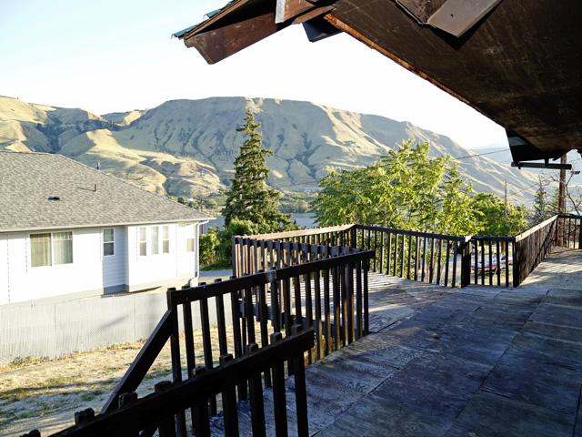 725 S Jarvis AveEast Wenatchee, WA, 98802Douglas County