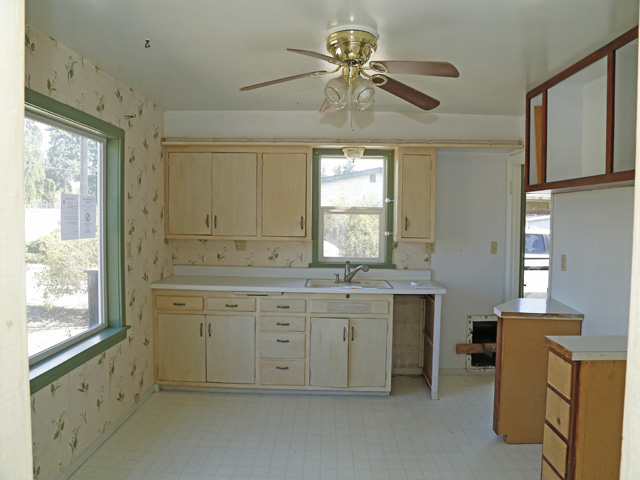 844 Grant RdEast Wenatchee, WA, 98802Douglas County