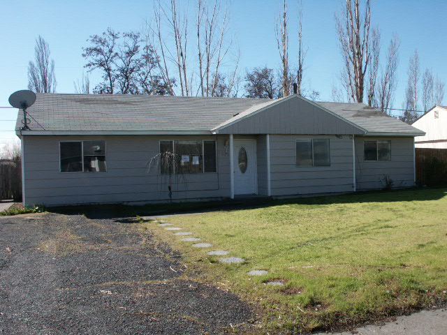 1224 Mitchell AvenuMoses Lake, WA, 98837Grant County