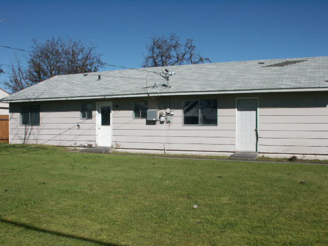 1224 Mitchell AvenuMoses Lake, WA, 98837Grant County