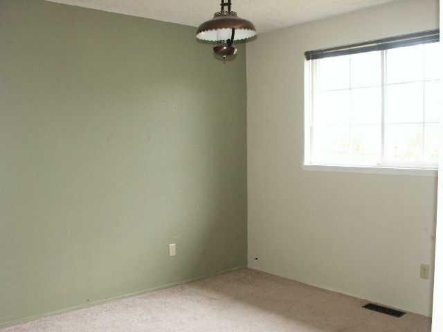311 N Grape DrMoses Lake, WA, 98837Grant County