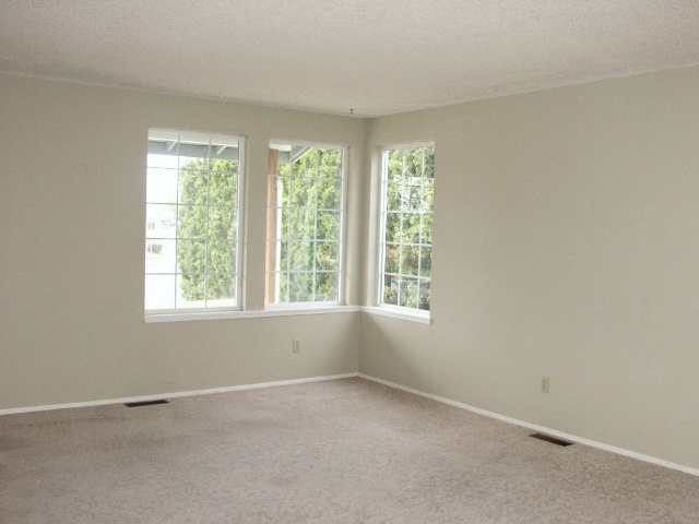 311 N Grape DrMoses Lake, WA, 98837Grant County