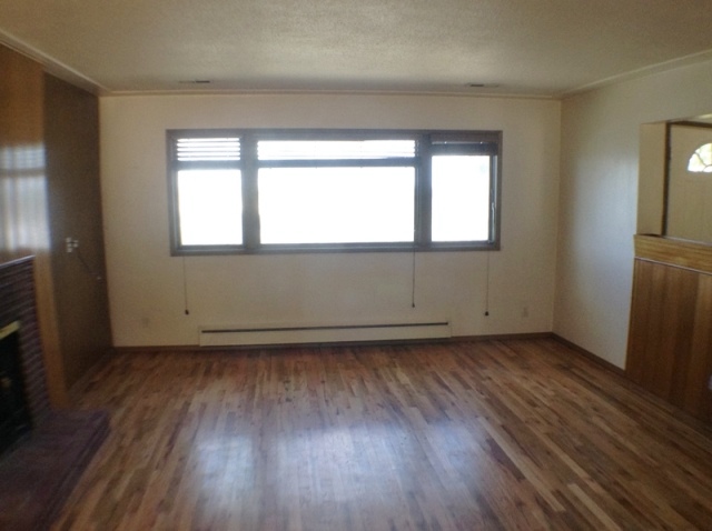 219 W Linden AveMoses Lake, WA, 98837Grant County