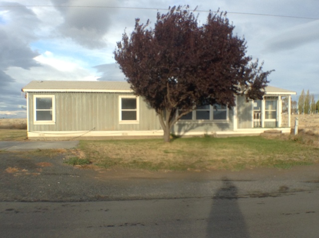 723 S JacksonWarden, WA, 98857Grant County