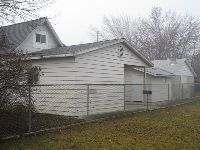 201 W Prasch AveYakima, WA, 98902Yakima County