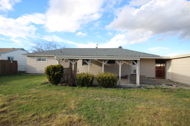 3408 Clinton WayYakima, WA, 98902Yakima County