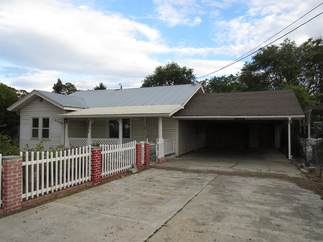 2506 Castlevale RdYakima, WA, 98902Yakima County