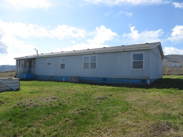 241 Culdorn DriveYakima, WA, 98903Yakima County