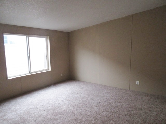 702 Mark AveGranger, WA, 98932Yakima County