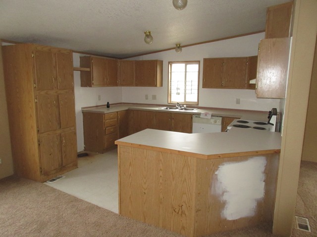 702 Mark AveGranger, WA, 98932Yakima County