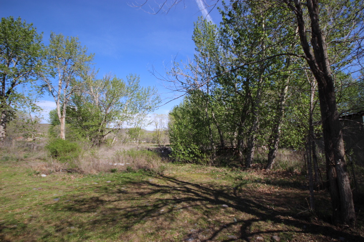 10009 S Naches RoadNaches, WA, 98937Yakima County