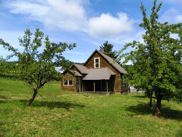 506 S 2nd StRoslyn, WA, 98941Kittitas County
