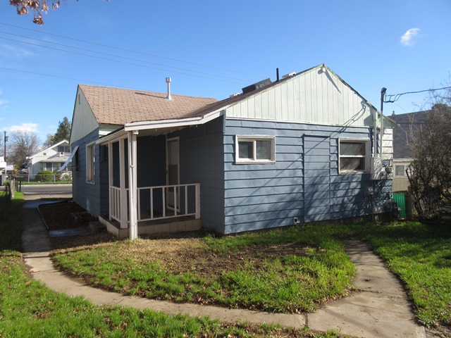 122 E Fremont AveSelah, WA, 98942Yakima County
