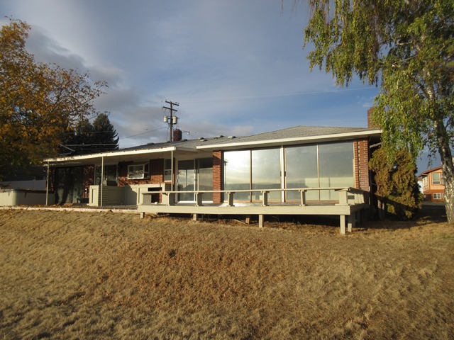 403 Hillcrest DrSelah, WA, 98942Yakima County