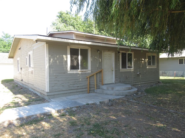 720 South 8th StreeSunnyside, WA, 98944Yakima County